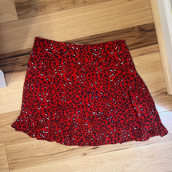 LOVERS + FRIENDS Red Sahara Cheetah Print Lena A Line Mini Skirt Size M Ruffle - Picture 3 of 6
